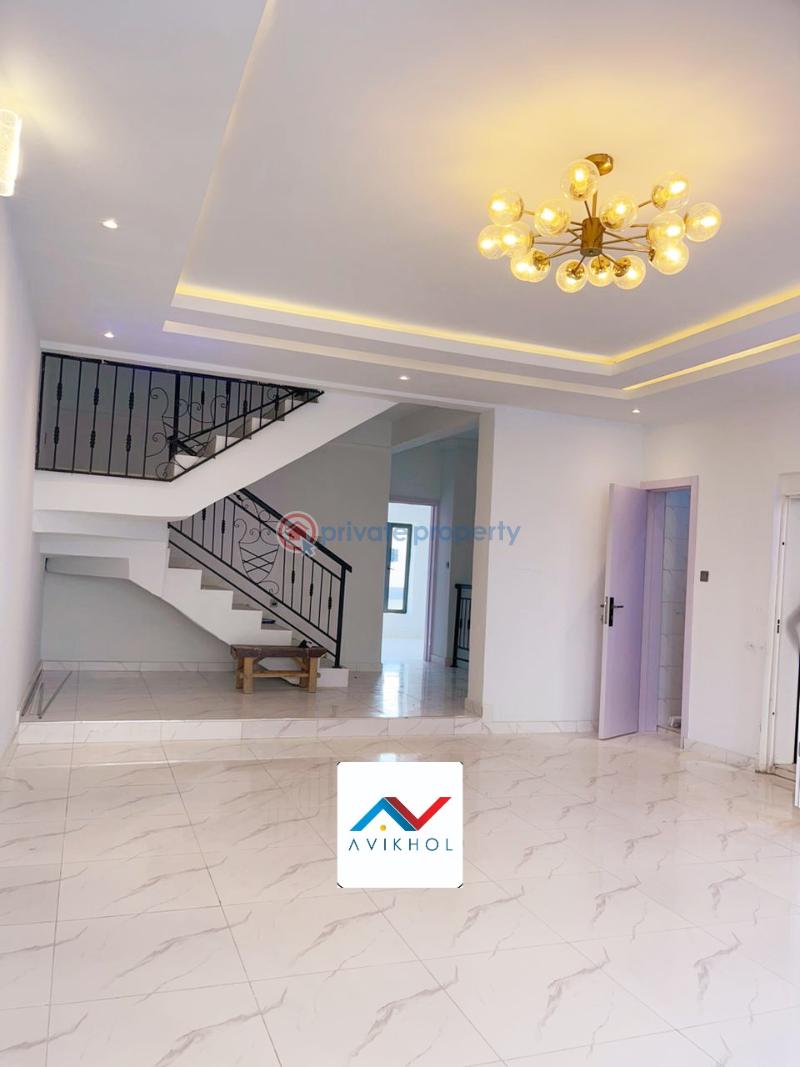 Beautiful 4 bedroom terraced duplex on two floors. - 5 4 bedroom Terraced Duplex For Sale Abijo, G.r.a Sangotedo Lagos - 5
