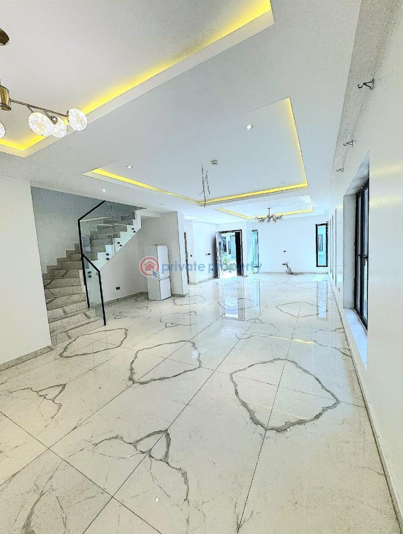 Beautiful 4 𝐁𝐄𝐃𝐑𝐎𝐎𝐌 semi detached 𝐃𝐔𝐏𝐋𝐄𝐗 𝐖𝐈𝐓𝐇 𝐀 𝐁𝐐 - 15 4 bedroom Semi detached Duplex For Rent Oniru Victoria Island Lagos - 15
