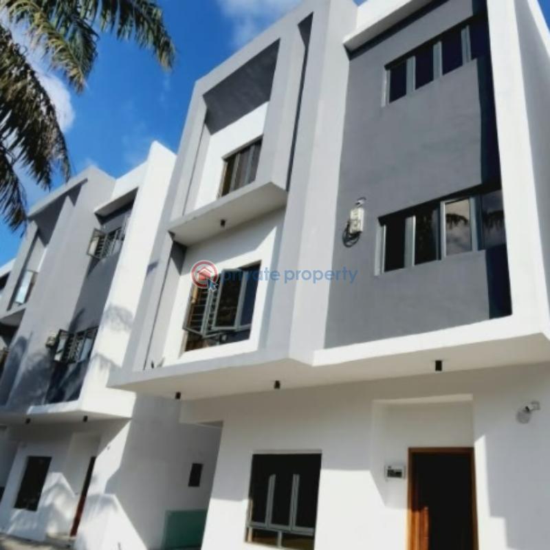 4 bedroom Semi detached Duplex For Sale Surulere Lagos - 0