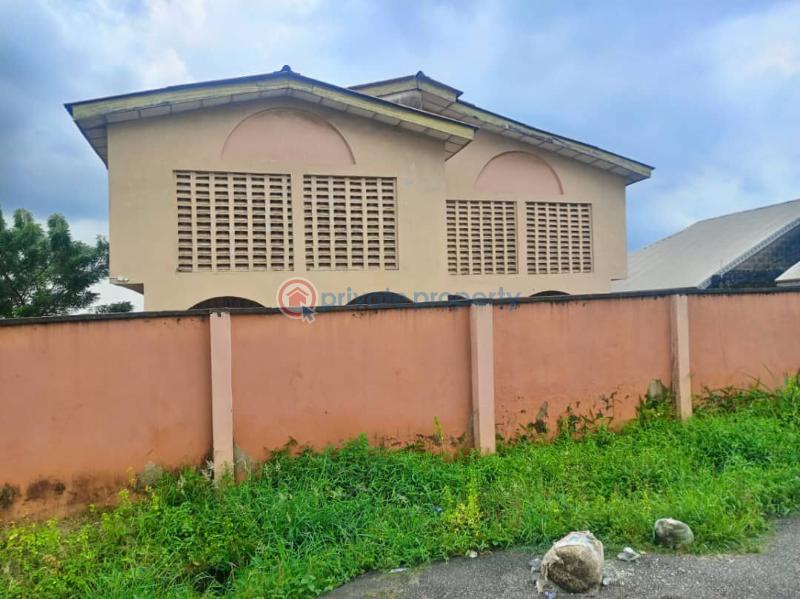Beautiful 4bdrm duplex in a good location - 3 4 bedroom Semi detached Duplex For Sale Magodo GRA Phase 1 Ojodu Lagos - 3