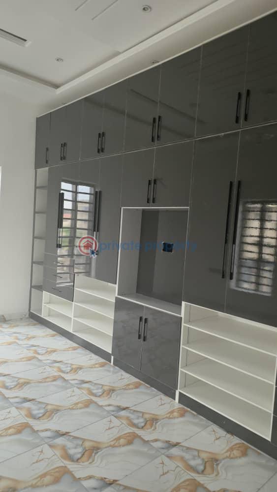 4 bedroom Detached Duplex For Sale Gbagada Lagos - 8