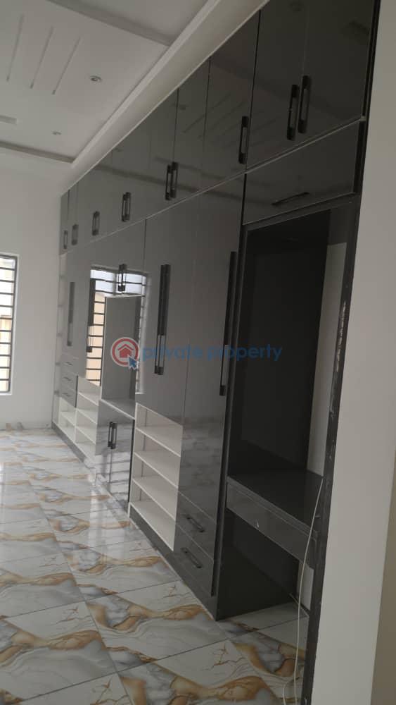 4 bedroom Detached Duplex For Sale Gbagada Lagos - 6