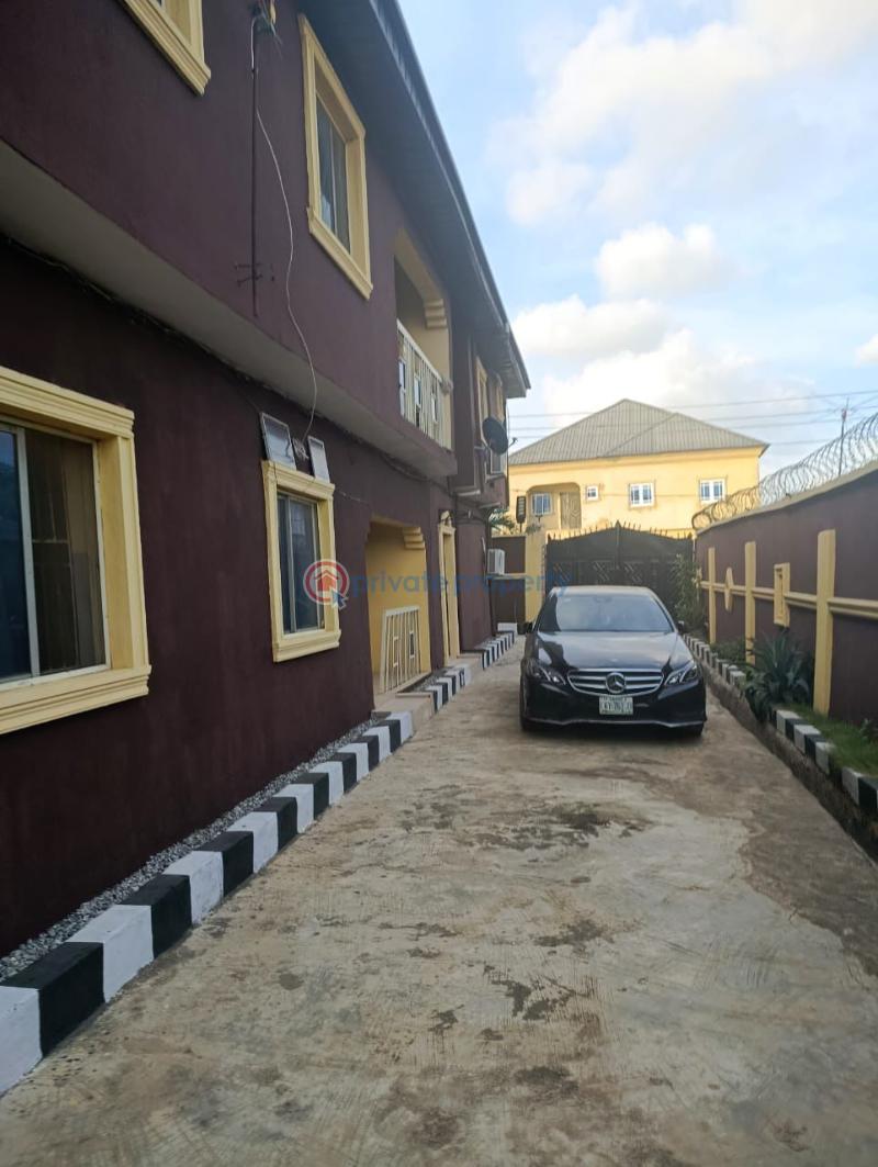 10 bedroom Duplex For Sale Off Isheri Lasu Road Ikotun/Igando Lagos - 8