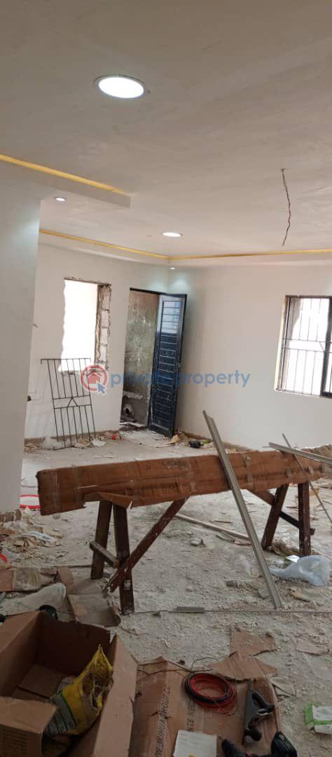 3 bedroom Flat & Apartment For Rent Estate Beside Ikeja Cement Agege Lagos - 2