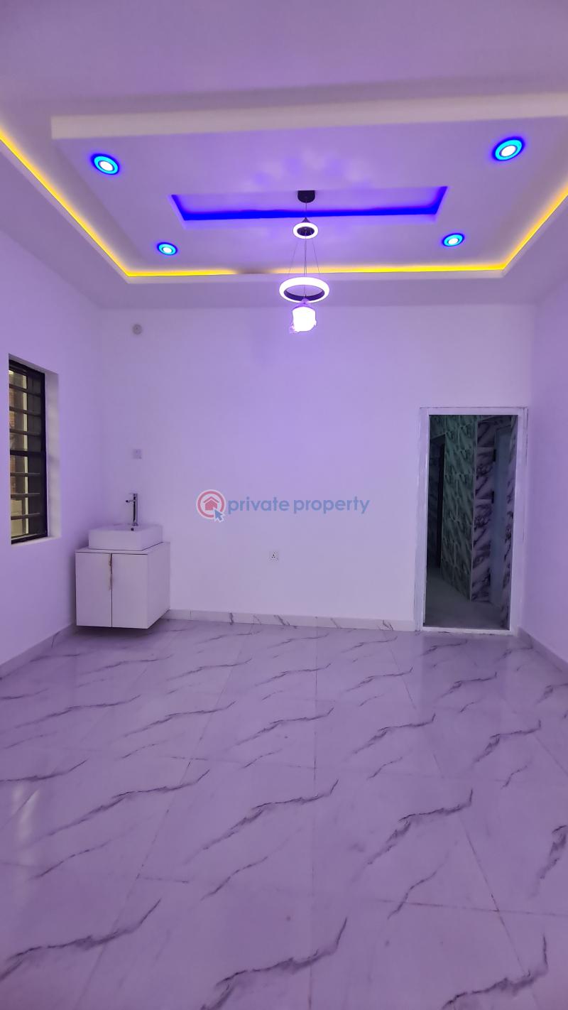4 bedroom Detached Duplex For Sale Transekulu Enugu Suburb Enugu Area  - 4