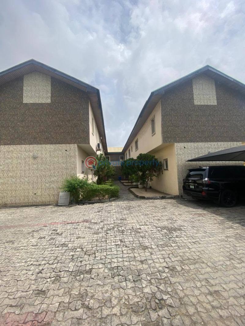 10 bedroom Terraced Duplex For Sale Lekki Phase 1 Lagos - 0