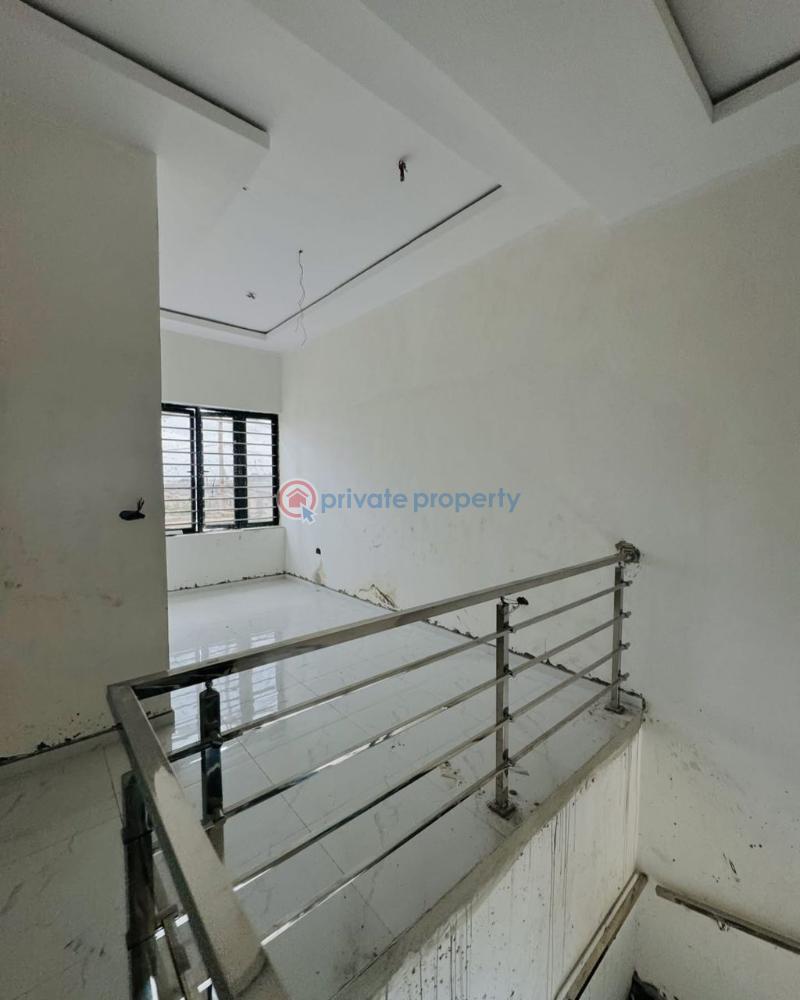 Majestically built 4 bdrm duplex in a good area - 10 4 bedroom Terraced Duplex For Sale Oke-ira Ogba Lagos - 10