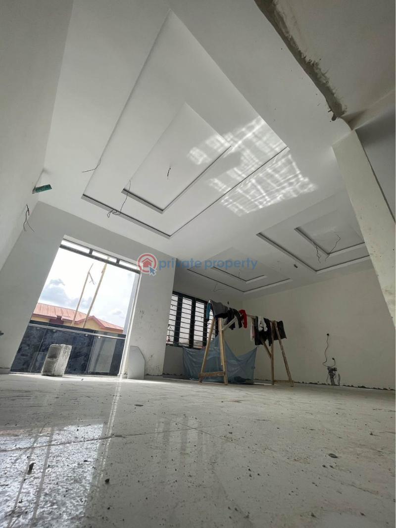 Majestically built 4 bdrm duplex in a good area - 9 4 bedroom Terraced Duplex For Sale Oke-ira Ogba Lagos - 9