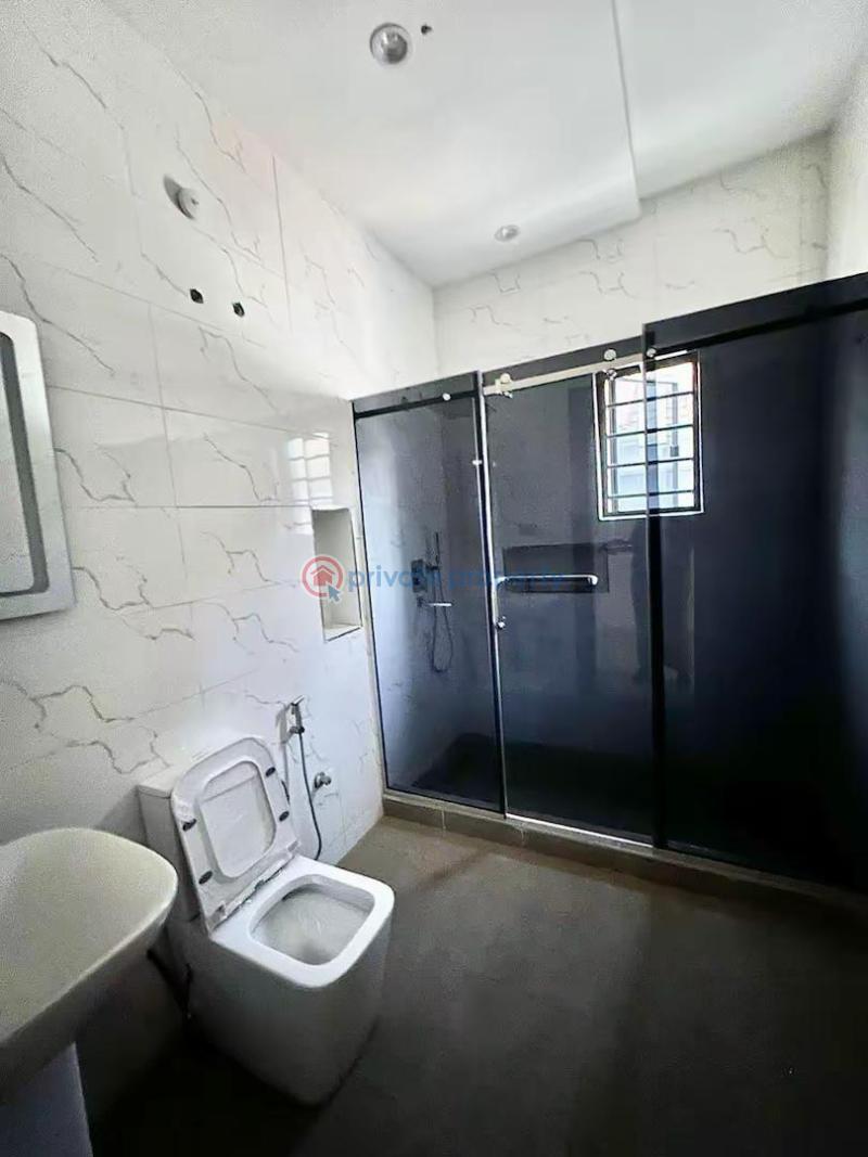 5 bedroom Detached Duplex For Sale Apo Resettlement Apo Abuja Phase 2  - 3