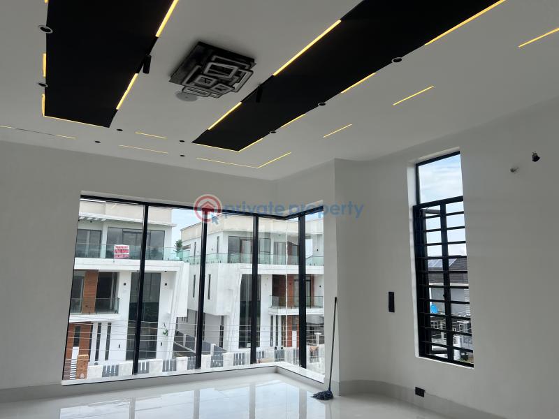 5 bedroom Duplex For Sale Diamond Estate Along Monastery Road Sangotedo Ajah Lagos - 2