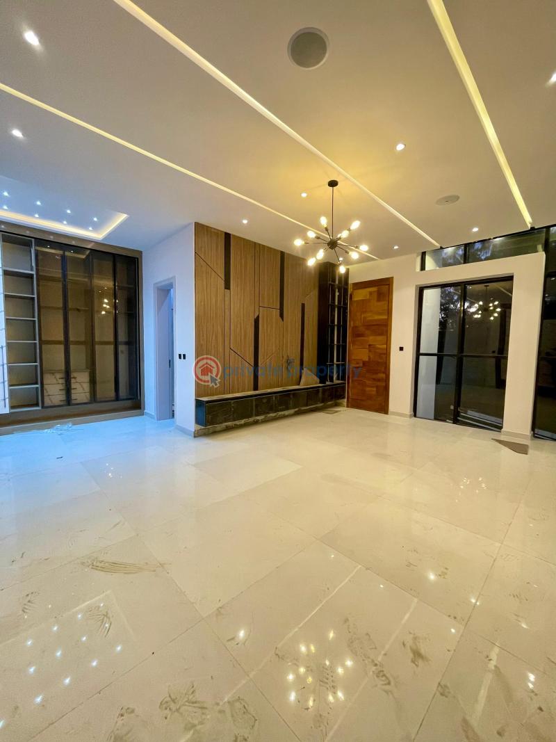 5 bedroom Detached Duplex For Sale Lekki County Ikota Lekki Lagos - 2