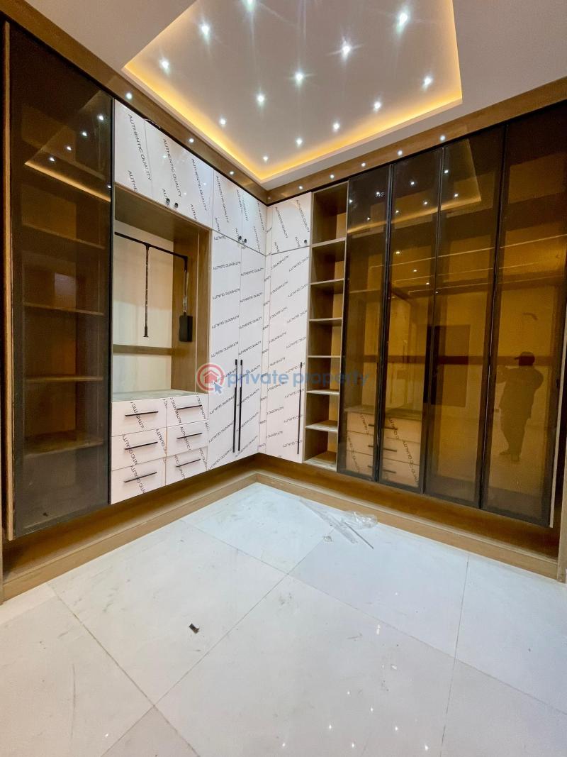 5 bedroom Detached Duplex For Sale Lekki County Ikota Lekki Lagos - 1