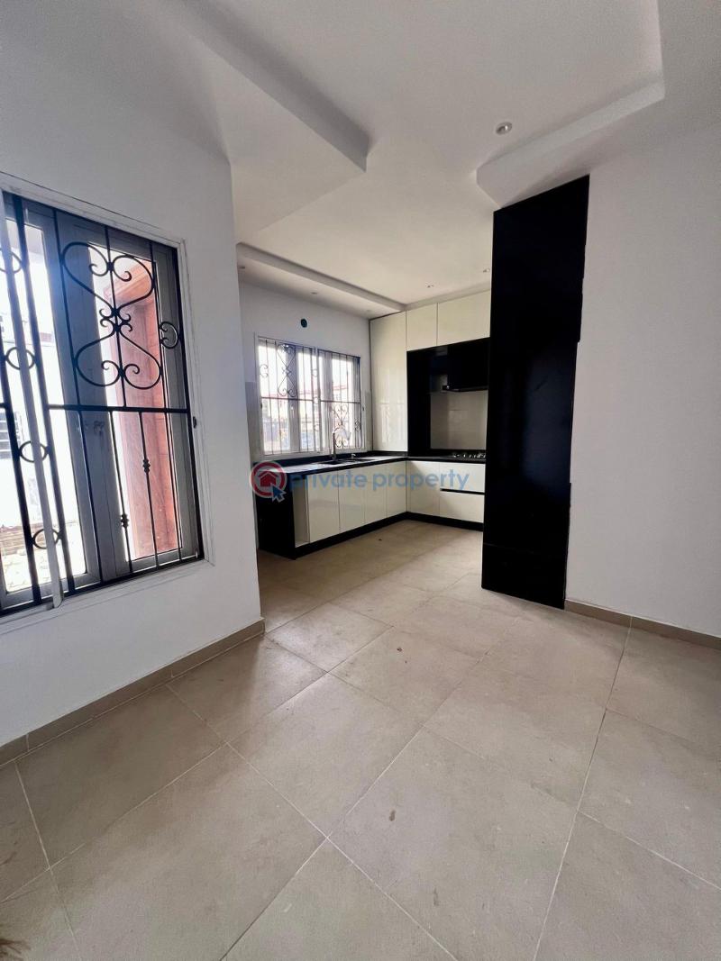 5 bedroom Shared Apartment For Sale Lekki Phase 1 Lagos - 10