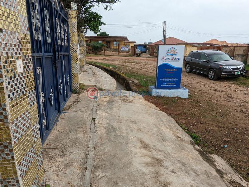 5 bedroom Bungalow For Sale B2/3 Federal Housing Estate, Elega Abeokuta Ogun State. Abeokuta Ogun - 3