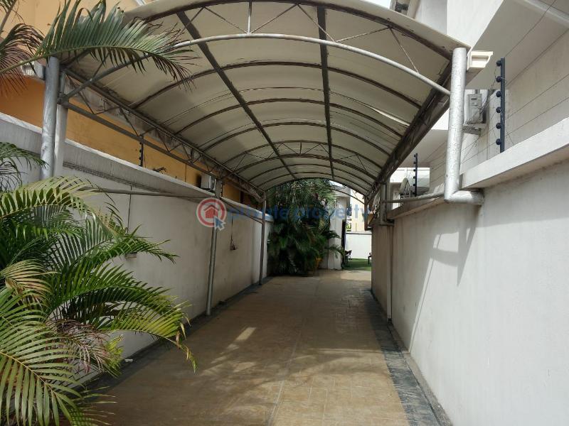 5 bedroom Detached Duplex For Sale Idado Estate Lekki Lagos - 3