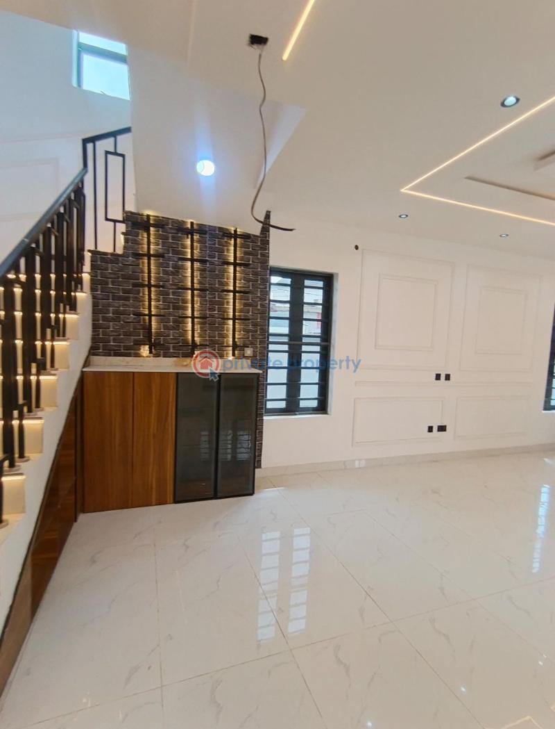5 bedroom House For Sale Omole Phase 1 Ikeja Lagos - 2