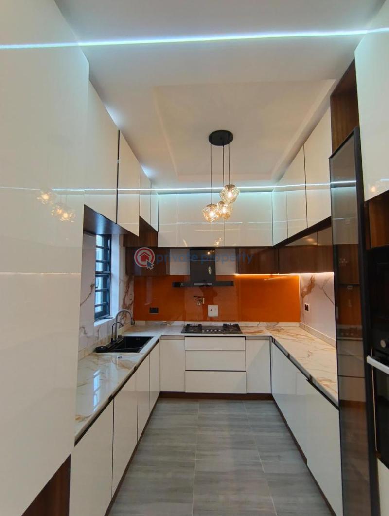 5 bedroom Detached Duplex For Sale Omole Phase 1 Ikeja Lagos - 3