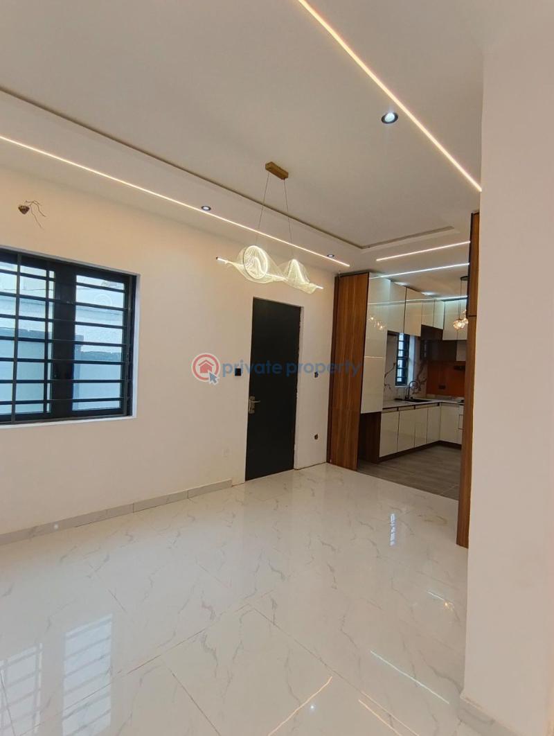 5 bedroom House For Sale Omole Phase 1 Ikeja Lagos - 19