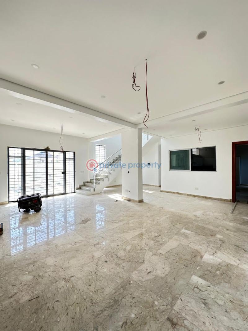 5 bedroom Detached Duplex For Sale Lekki Phase 1, Lagos Island Lekki Phase 1 Lagos - 1