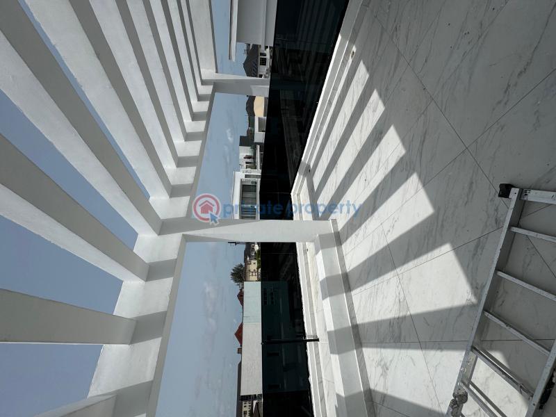 Beautiful 5bedroom fully detached house with pool - 14 5 bedroom Detached Duplex For Sale Osapa London Lekki Lagos - 14