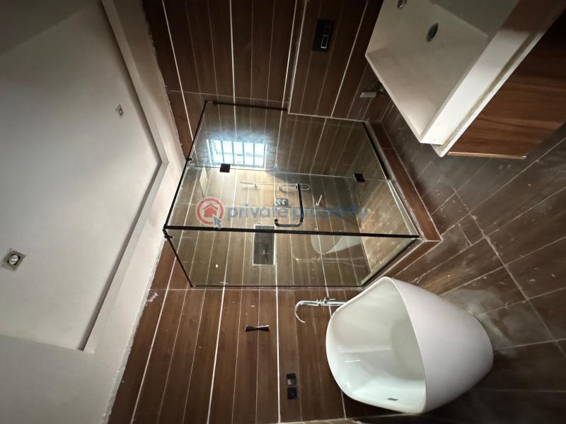 Beautiful 5bedroom fully detached house with pool - 15 5 bedroom Detached Duplex For Sale Osapa London Lekki Lagos - 15