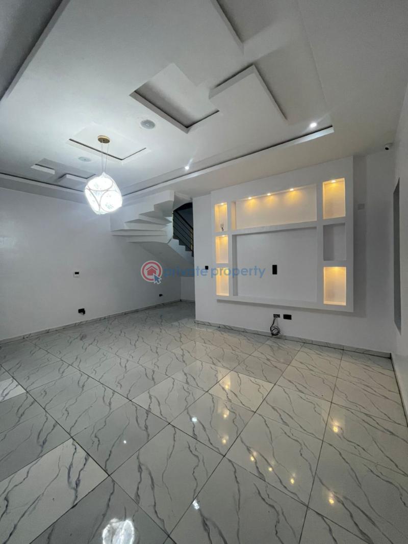 4 bedroom Flat & Apartment For Sale Orchid Road Lekki Expressway Lagos - 0