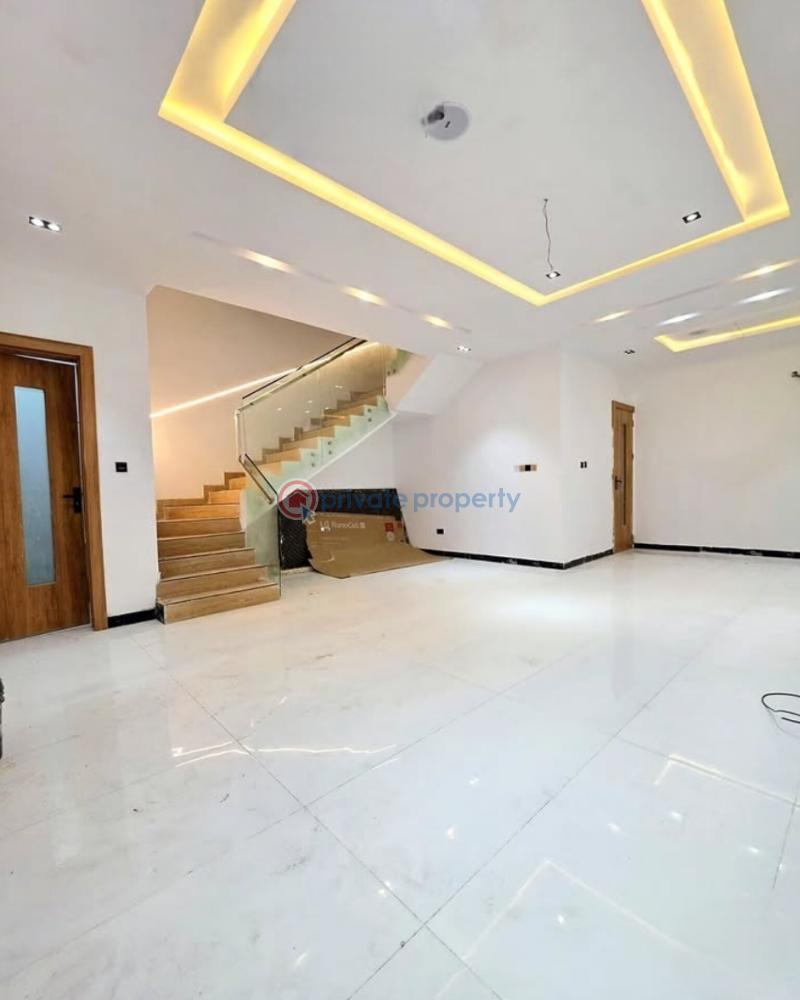 5 bedroom Townhouse For Sale Ilasan Lekki Lagos - 4