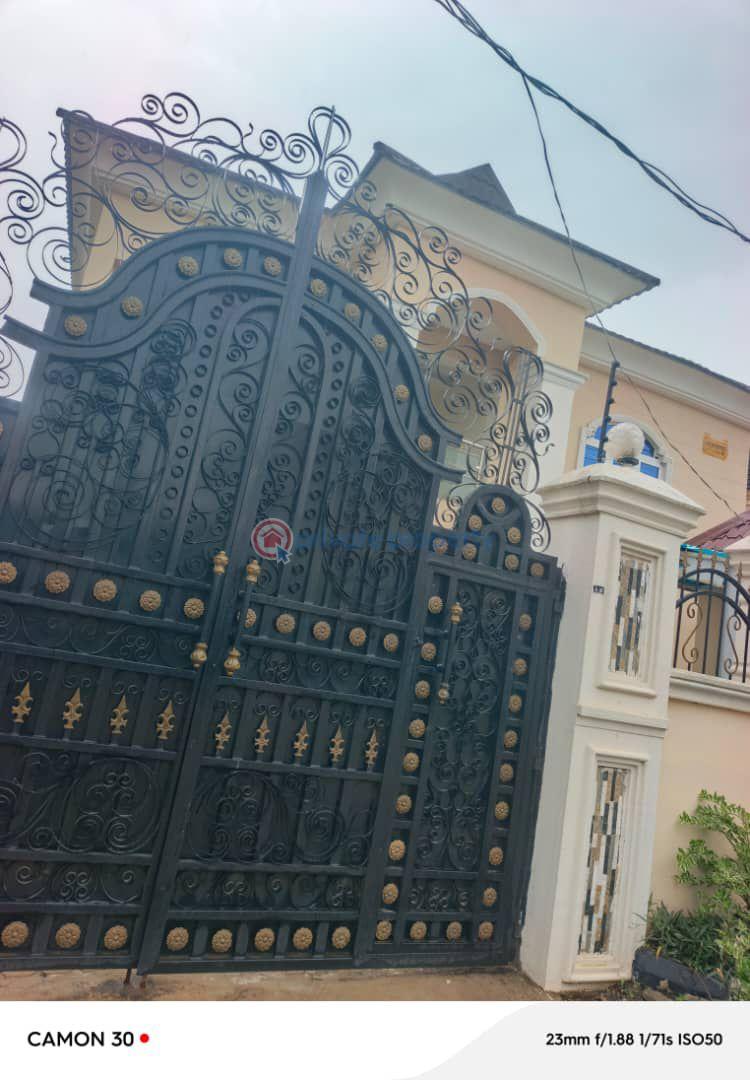 Beautiful & well maintain 6bedroom duplex - 2 6 bedroom Detached Duplex For Sale Magodo Phase 1 Gra Magodo GRA Phase 1 Ojodu Lagos - 2