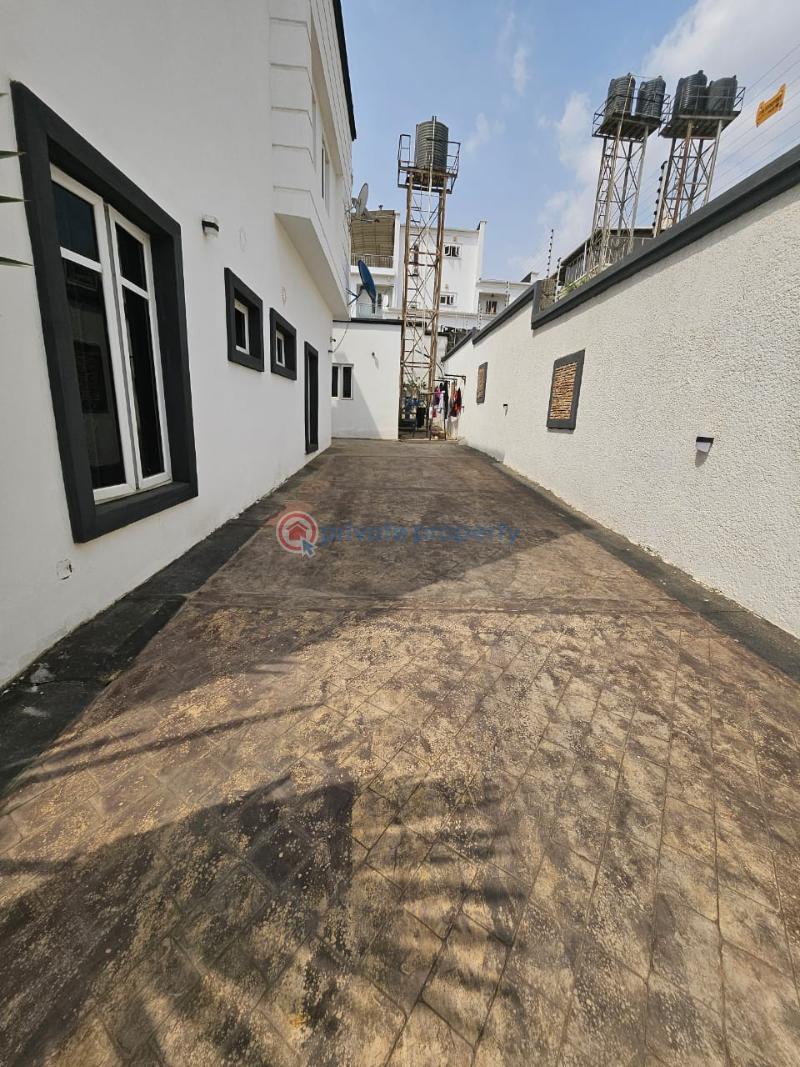 5 bedroom Duplex For Sale Citiscape Villa Estate Guzape Guzape Abuja Phase 1  - 7