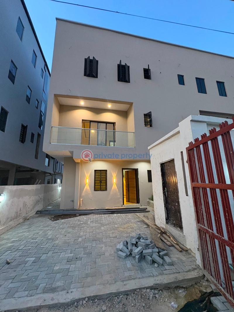 3 bedroom Block Of Flats For Rent Ologolo Lekki Lagos - 2