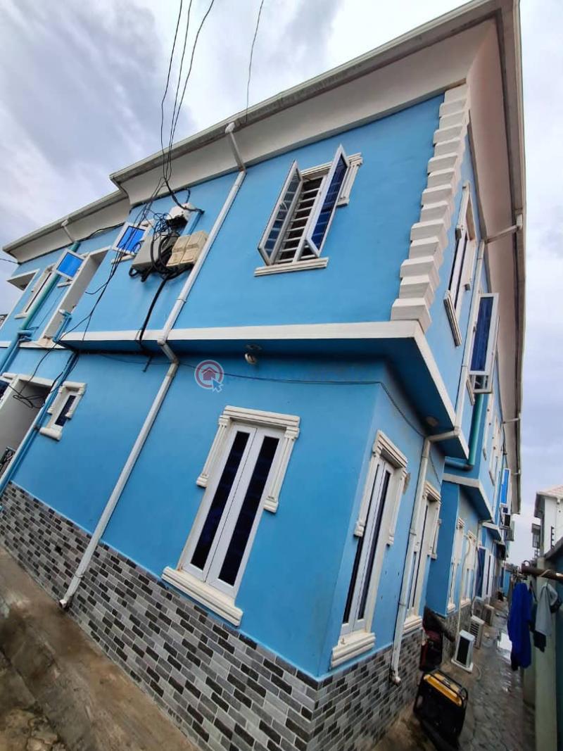 10 bedroom House For Sale Ikola Ipaja Lagos - 5