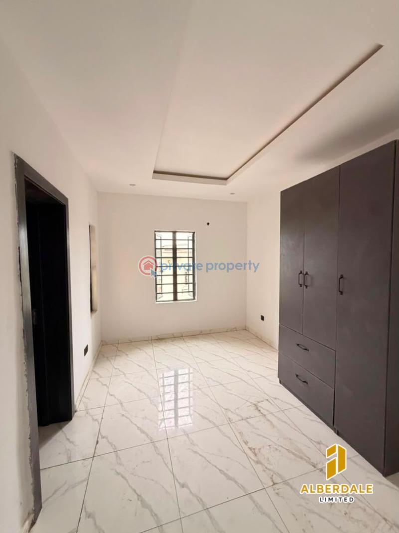 3 bedroom Flat & Apartment For Sale Ifako-Gbagada Lagos - 4
