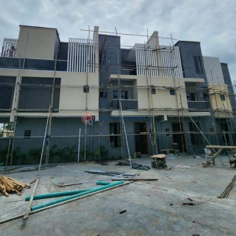 4 bedroom Terraced Duplex For Sale Surulere Lagos