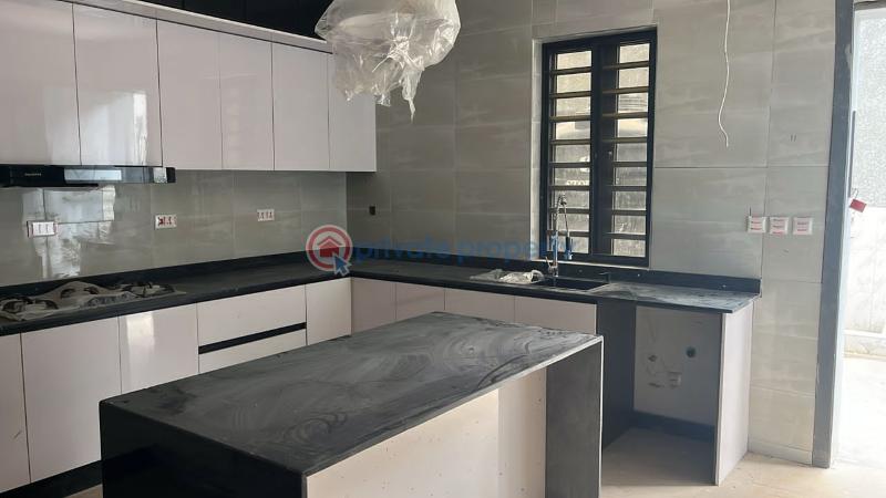4 bedroom Semi detached Duplex For Sale Okupe Estate, Maryland Lagos - 4