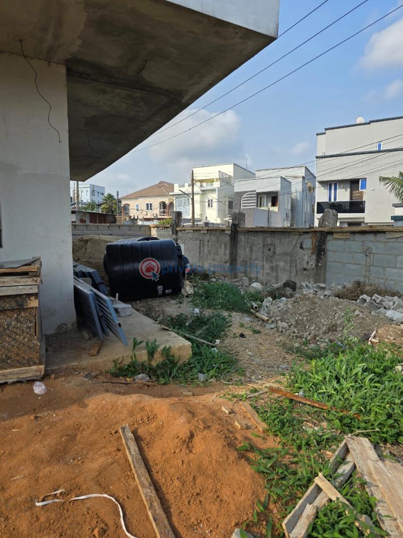 4 bedroom House For Sale Okupe Estate, Maryland Lagos - 12