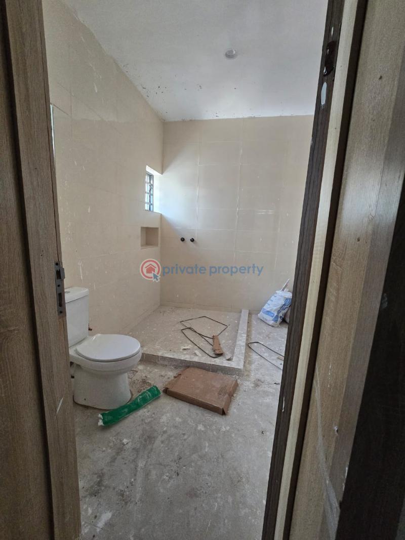 4 bedroom House For Sale In An Estate Ifako-Gbagada Lagos - 9