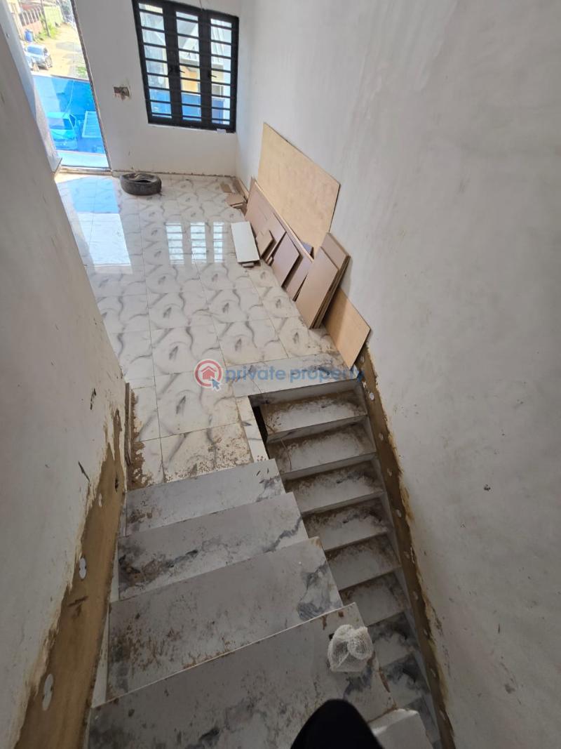 4 bedroom House For Sale In An Estate Ifako-Gbagada Lagos - 12