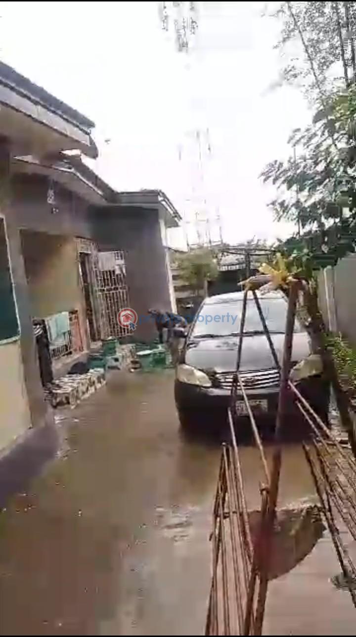 Block Of Flats For Sale Off Abaranje Road Abaranje Ikotun/Igando Lagos - 1