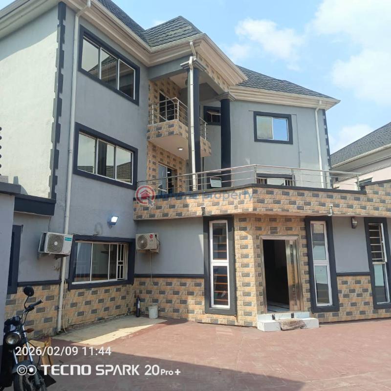 10 bedroom House For Sale Omole Phase 1 Ikeja Lagos - 11