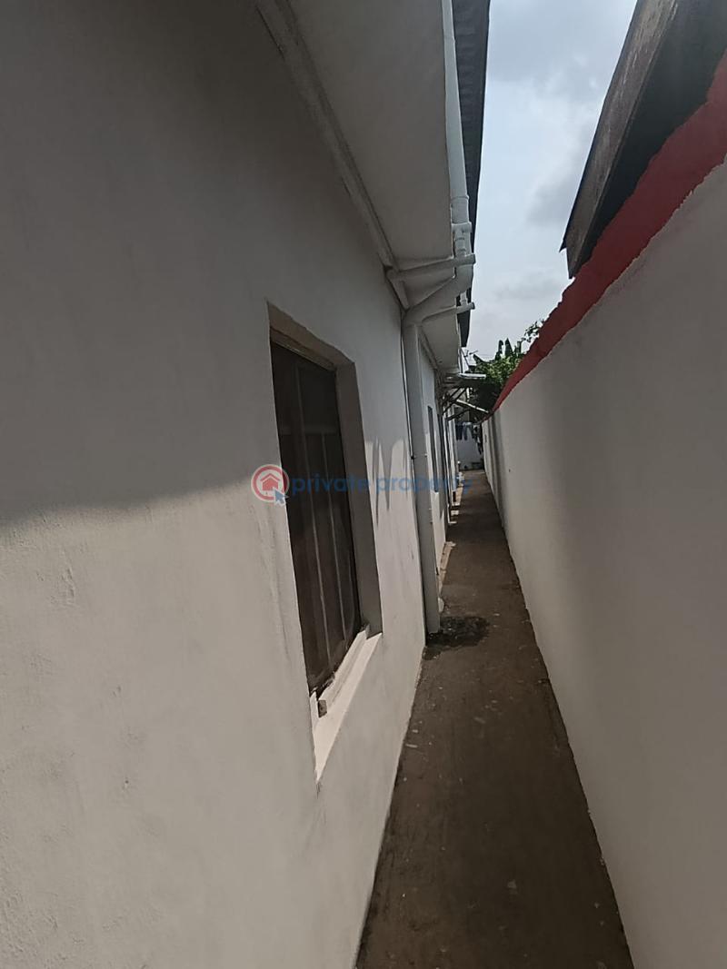 Block Of Flats For Sale Abaranje Ikotun/Igando Lagos - 1