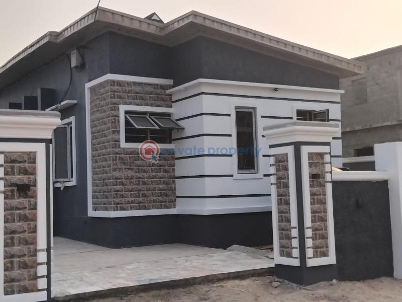 2 bedroom Detached Bungalow For Sale Jakande Estate Isolo Lagos