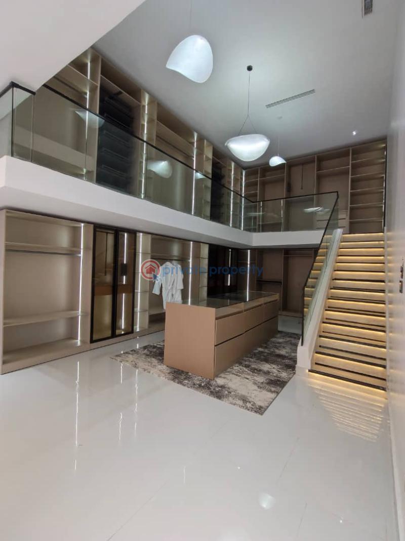 5 bedroom Duplex For Sale Pinnock Axis Osapa Lekki Lagos - 8