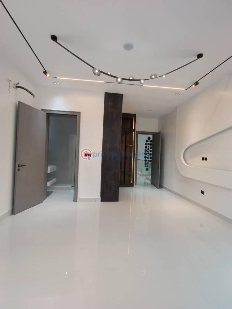 5 bedroom Duplex For Sale Pinnock Axis Osapa Lekki Lagos - 16