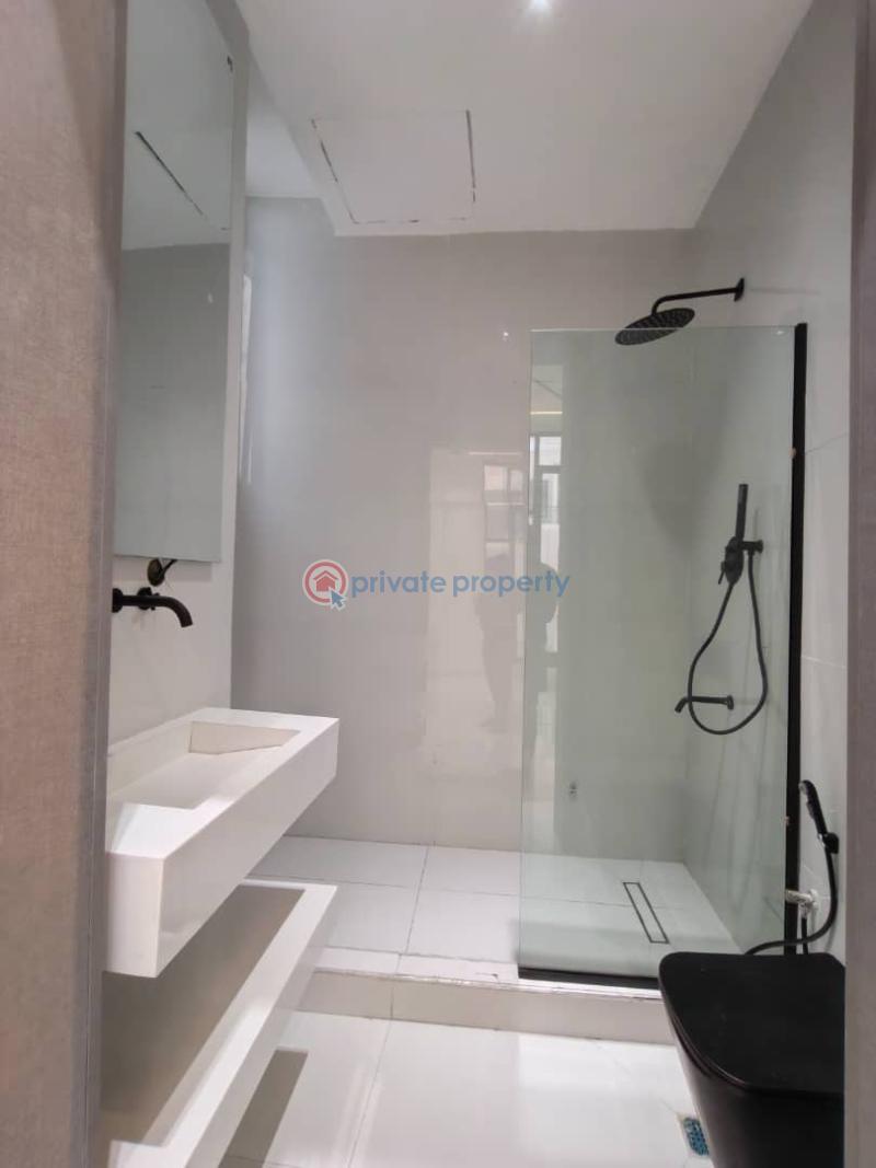 5 bedroom Duplex For Sale Pinnock Axis Osapa Lekki Lagos - 13