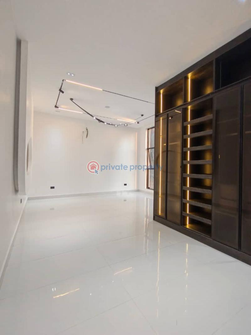 5 bedroom Duplex For Sale Pinnock Axis Osapa Lekki Lagos - 20