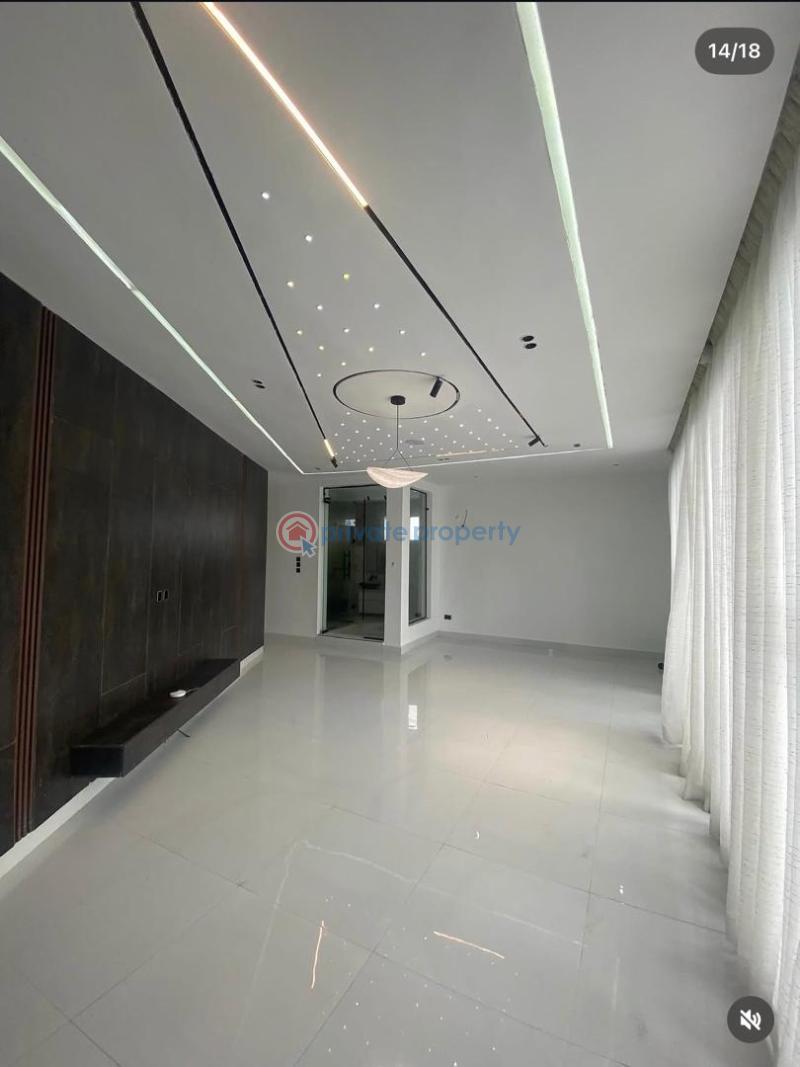 5 bedroom Duplex For Sale Chevron Drive Lekki Lagos - 2
