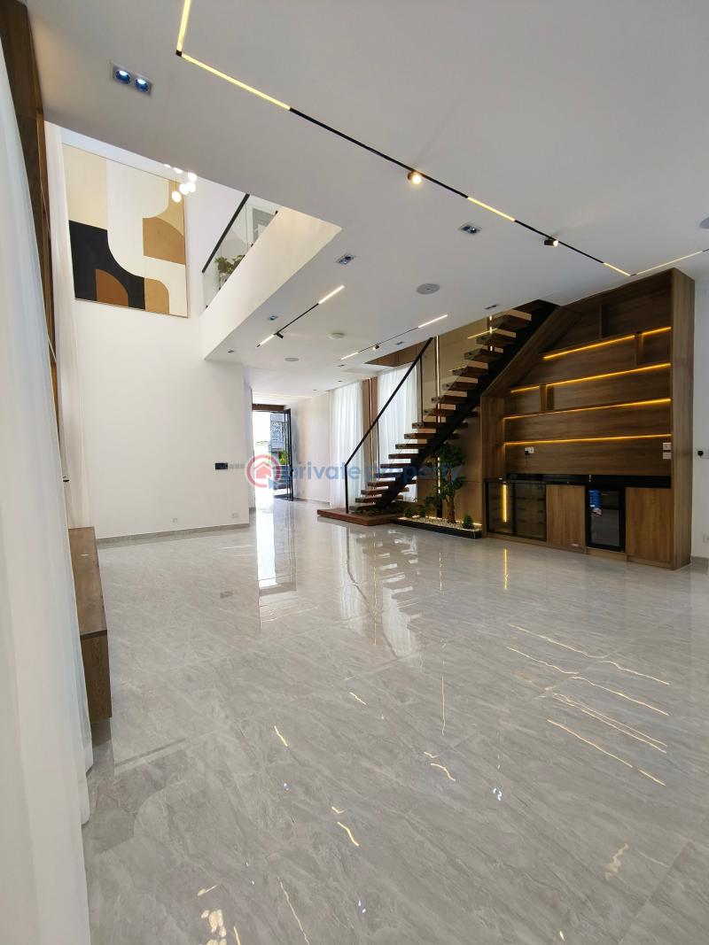 5 bedroom Duplex For Sale Spa Axis Jakande Lekki Lagos - 2