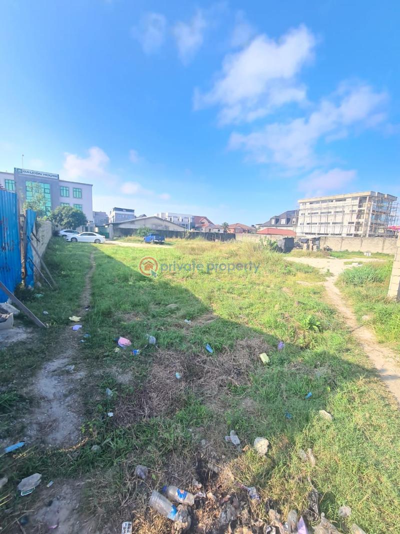 Land For Rent Lekki Expressway Lagos