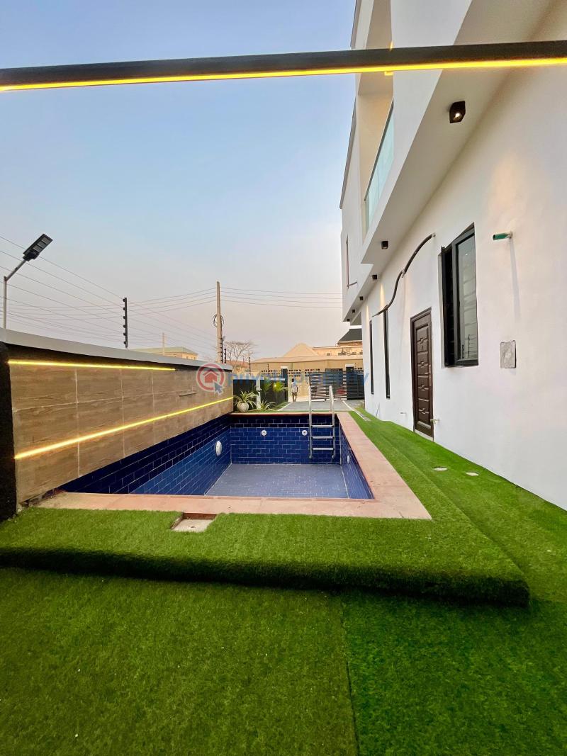 4 bedroom Detached Duplex For Sale Ikota Lekki Lagos - 17