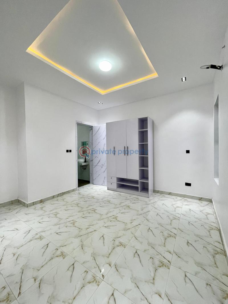 5 bedroom Detached Duplex For Sale 2nd Toll Gate Lekki Lagos - 4
